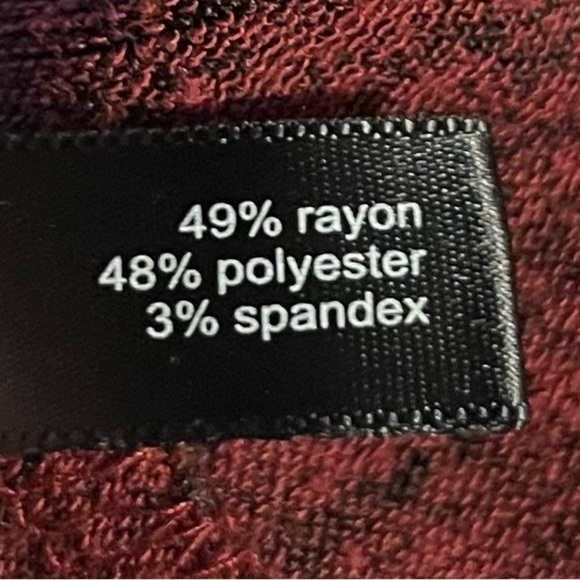 The Limited Women’s Long Sleeve Sweater - Picture 6 of 6